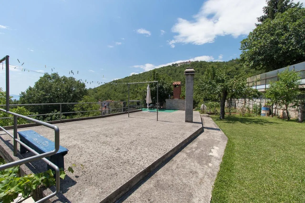 Apartments Vesna Opatija 0*,