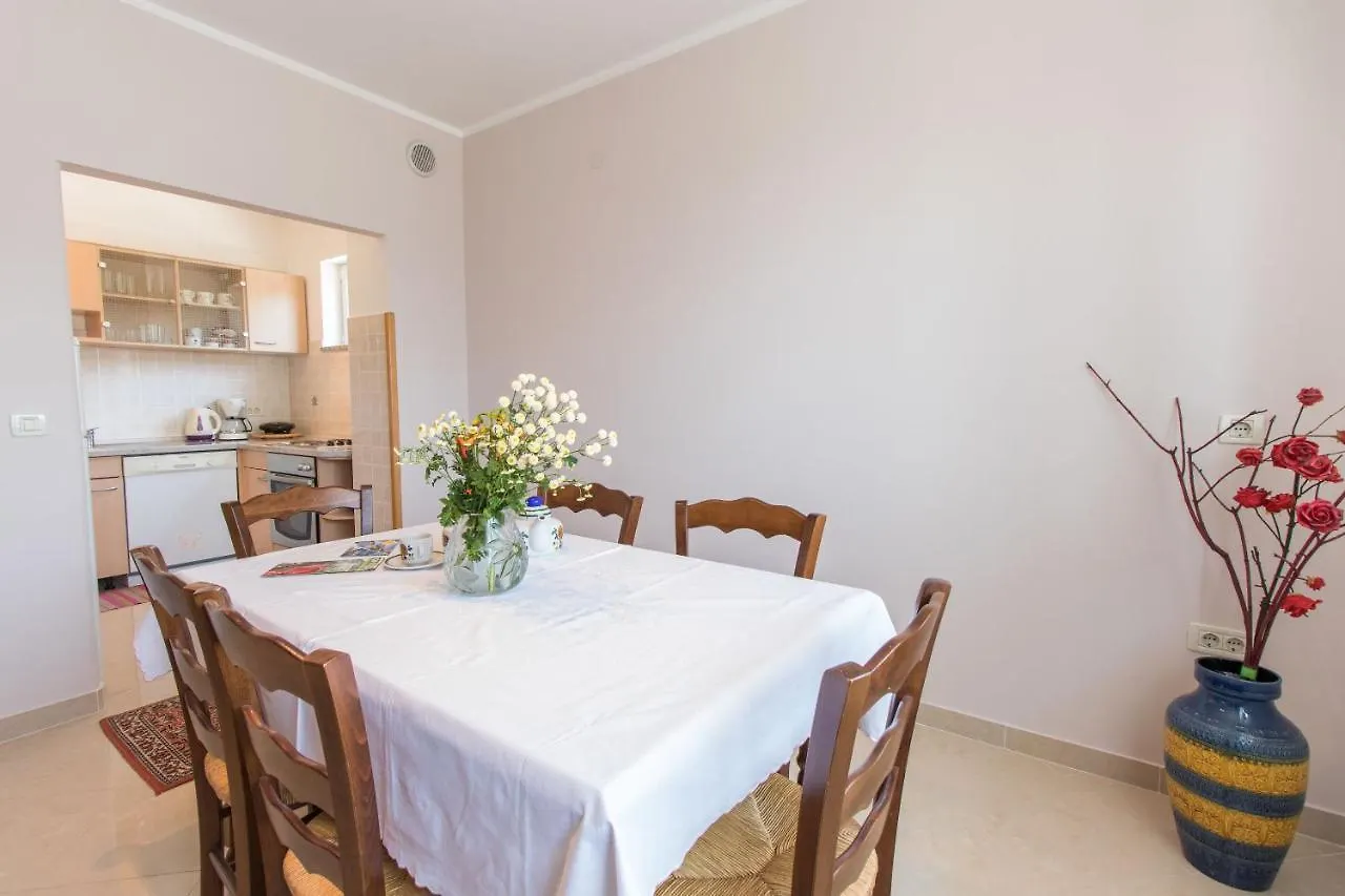 Apartments Vesna Opatija